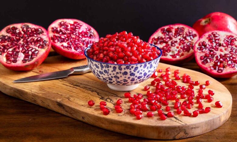 The Health Benefits of Pomegranates